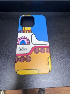The Beatles Colorful Yellow Submarine Art Phone Case - Blue & Yellow